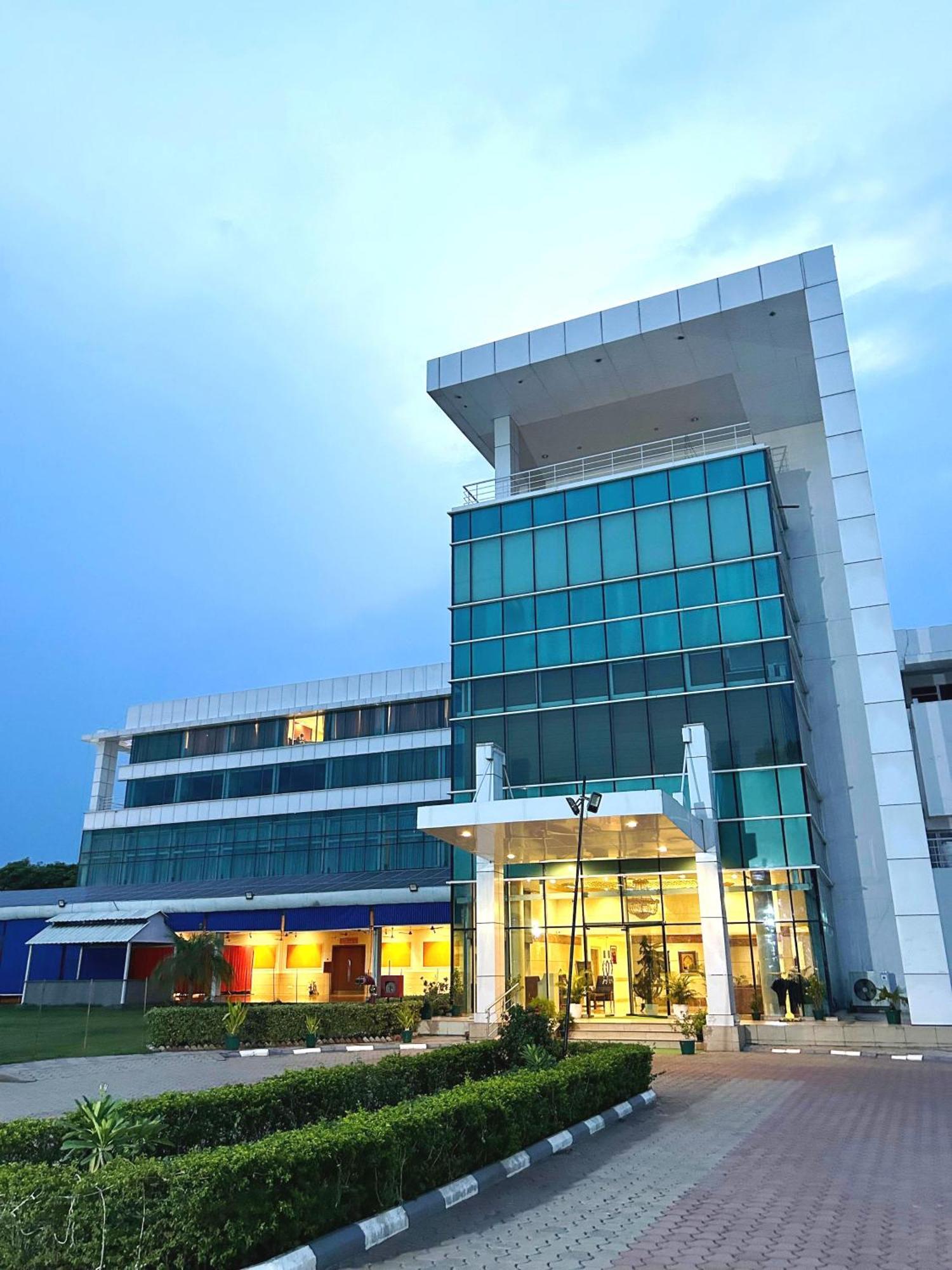 Hotel Amer Green'S Μποπάλ Εξωτερικό φωτογραφία